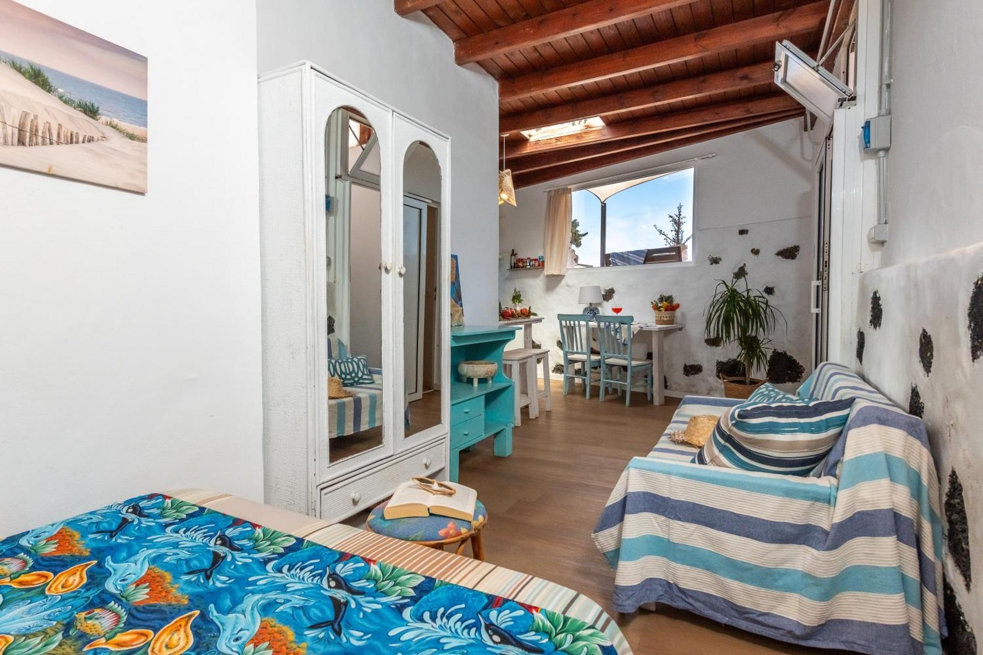 Casa Cueva * La Oliva
