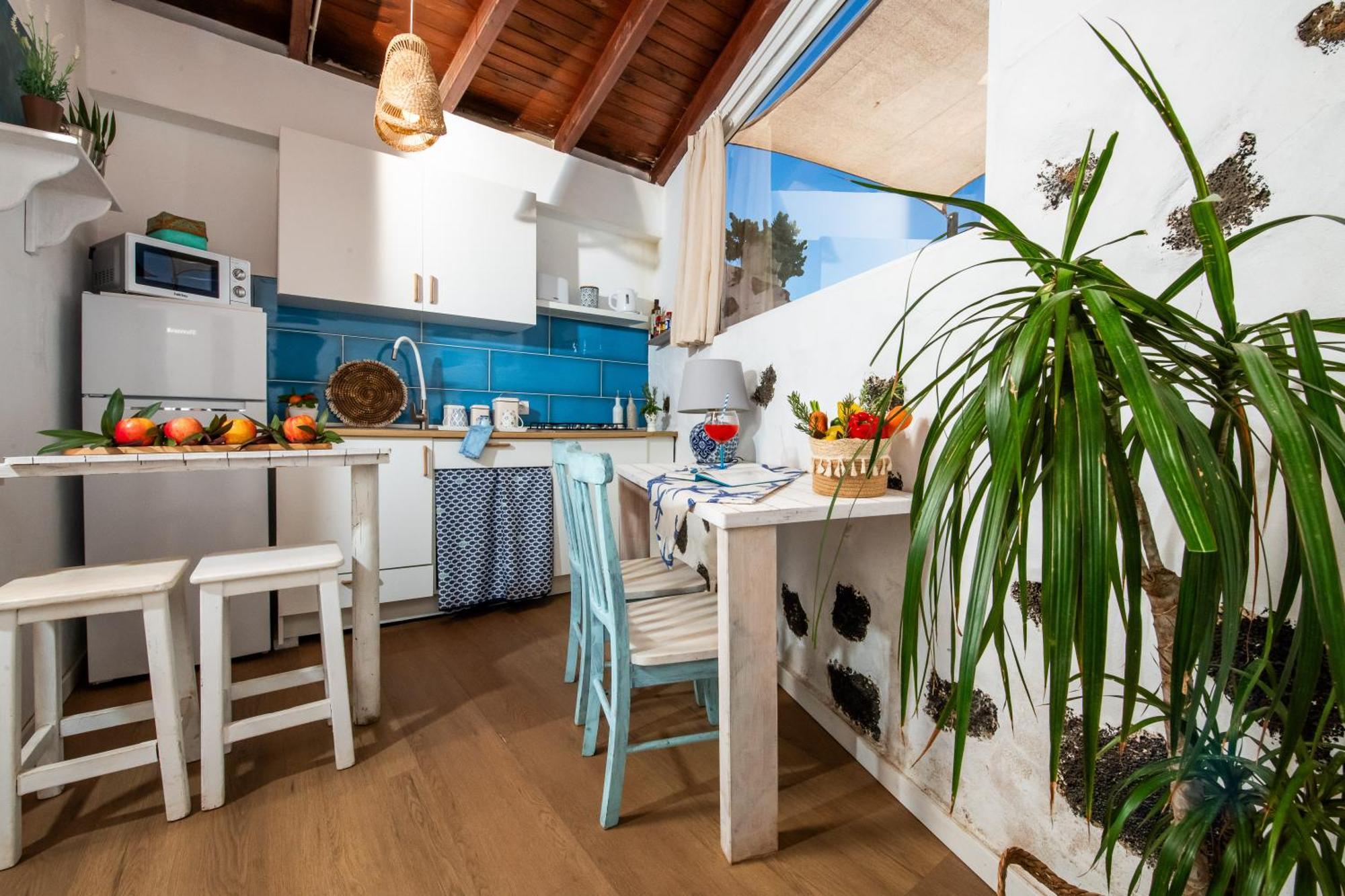 Casa Cueva *